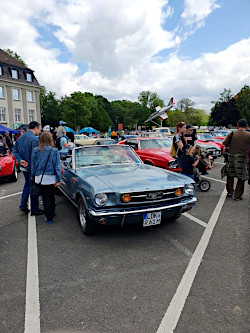 Ford Mustang Oldtimer; anklicken zum Vergr&ouml;&szlig;ern