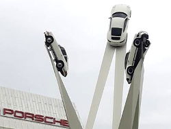 Porsche Museum; anklicken zum Vergr&ouml;&szlig;ern