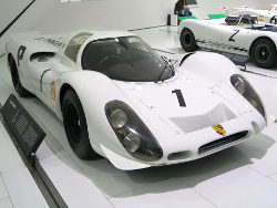 Porsche Museum; anklicken zum Vergr&ouml;&szlig;ern
