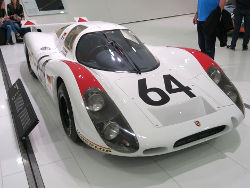 Porsche Museum; anklicken zum Vergr&ouml;&szlig;ern