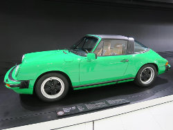 Porsche Museum; anklicken zum Vergr&ouml;&szlig;ern