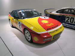 Porsche Museum; anklicken zum Vergr&ouml;&szlig;ern