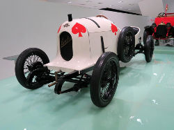 Porsche Museum; anklicken zum Vergr&ouml;&szlig;ern