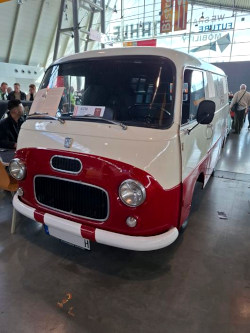 Bus Oldtimer; anklicken zum Vergr&ouml;&szlig;ern