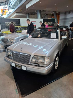 Mercedes Oldtimer; anklicken zum Vergr&ouml;&szlig;ern