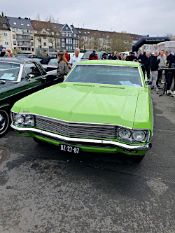 Oldtimer auf der Techno Classica 2023; anklicken zum Vergr&ouml;&szlig;ern