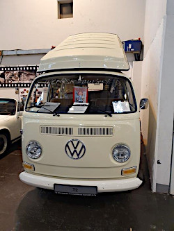 Oldtimer auf der Techno Classica 2023; anklicken zum Vergr&ouml;&szlig;ern