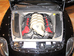 Motor des gebrauchten Maserati; anklicken zum Vergr&ouml;&szlig;ern