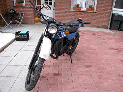 Yamaha Motorrad Frontansicht; anklicken zum Vergr&ouml;&szlig;ern